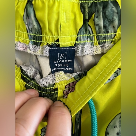 Men’s George Cactus Shorts Size Small - Picture 4 of 4